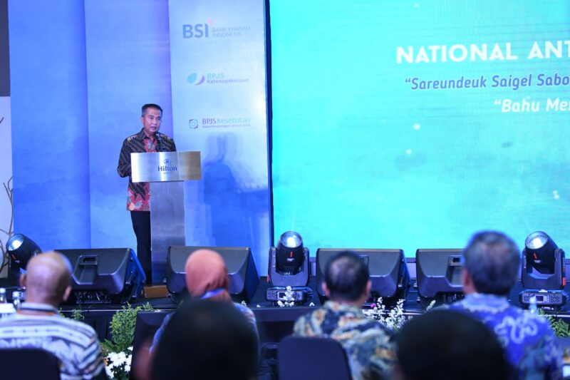 *Caption:*
Penjabat Gubernur Jawa Barat Bey Machmudin memberikan sambutan pada acara National Anti Fraud Conference 2024 di Hotel Hilton Bandung, Kamis (5/9/2024).(Foto: Biro Adpim Jabar)
