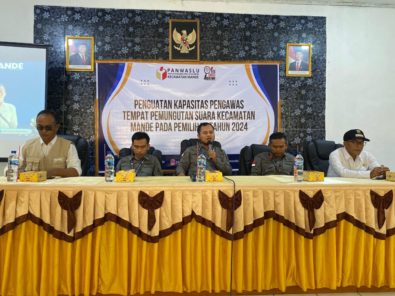 Bimtek Penguatan Kapasitas Pengawas TPS se-Kecamatan Mande Jelang Pilkada 2024