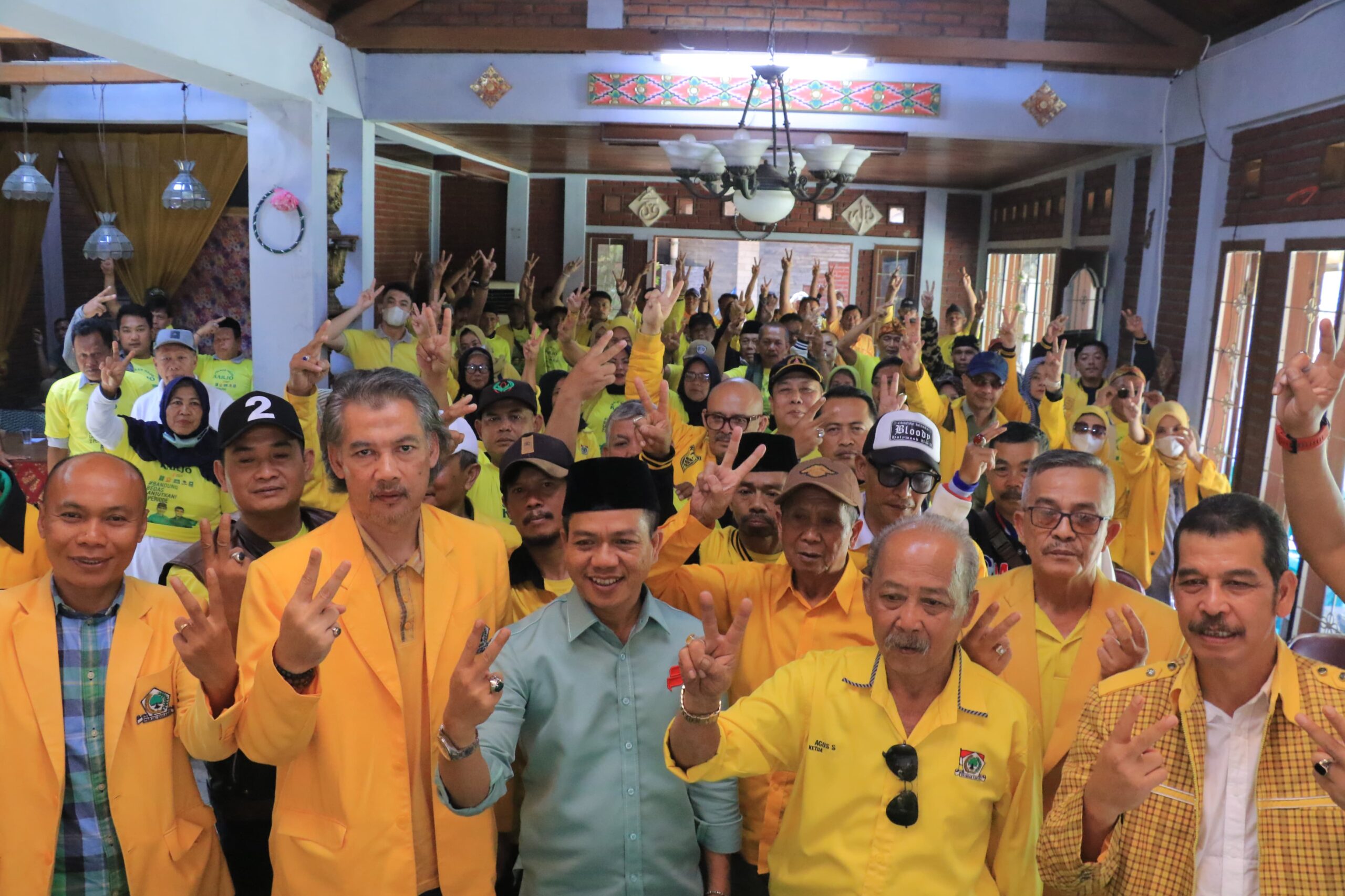 Heboh! Ratusan Kader Golkar Kabupaten Bandung Deklarasi Dukung Dadang Supriatna-Ali Syakieb