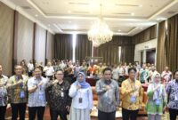 Pj Bupati Bekasi Dedy Supriyadi membuka Sosialisasi Peraturan Menteri Dalam Negeri (Permendagri) Nomor 7 Tahun 2024 Tentang Perubahan Permendagri Nomor 19 Tahun 2016 tentang Pedoman Pengelolaan Barang Milik Daerah (BMD) di Hotel Javapalace Jababeka Cikarang, pada Kamis (31/10/2024).
