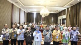Pj Bupati Bekasi Dedy Supriyadi membuka Sosialisasi Peraturan Menteri Dalam Negeri (Permendagri) Nomor 7 Tahun 2024 Tentang Perubahan Permendagri Nomor 19 Tahun 2016 tentang Pedoman Pengelolaan Barang Milik Daerah (BMD) di Hotel Javapalace Jababeka Cikarang, pada Kamis (31/10/2024).