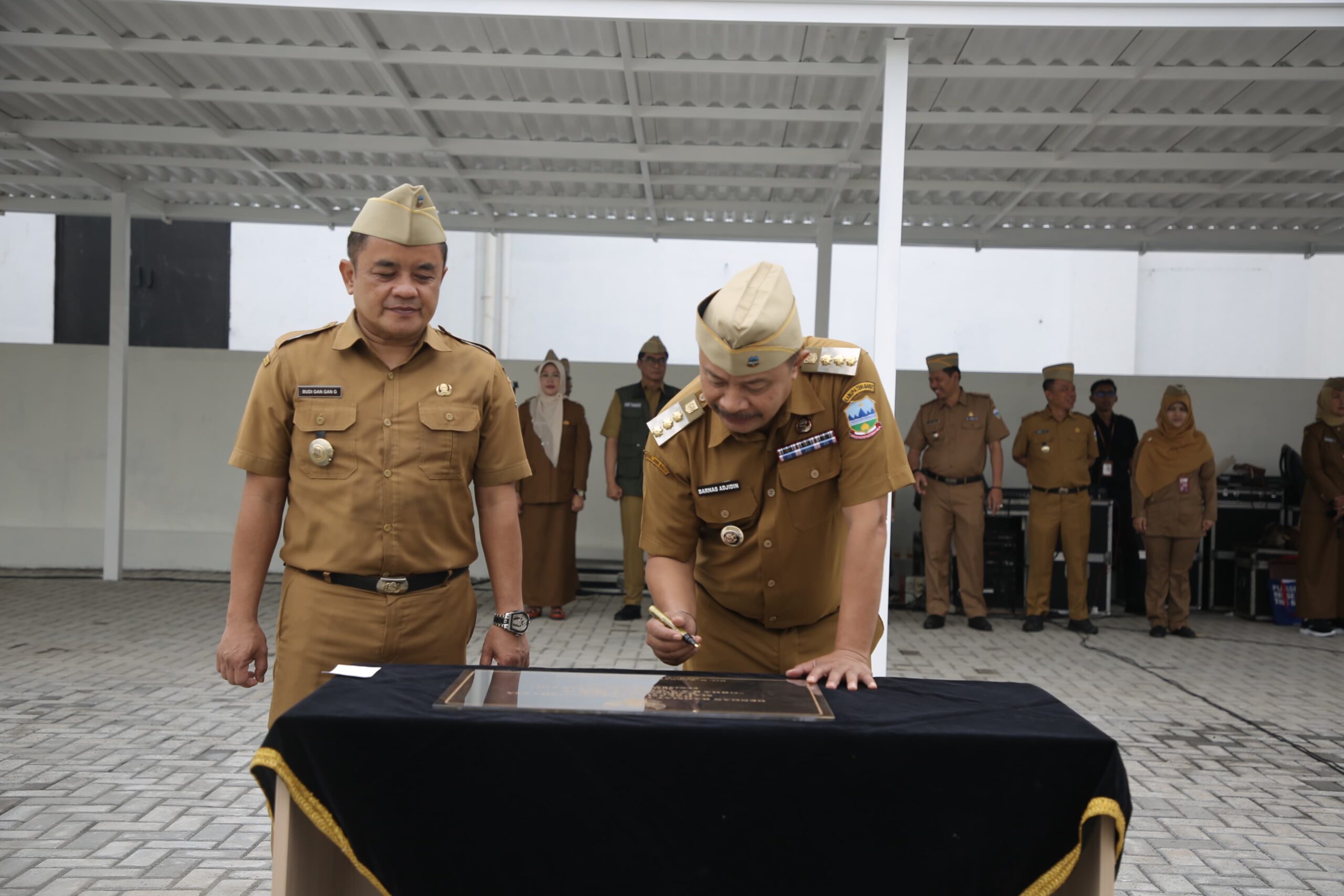 Lapangan Parkir DPMPTPS di Resmimikan Pj Bupati Garut