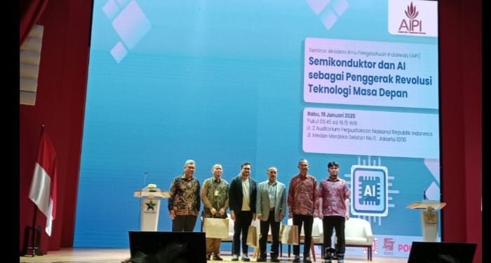 CEO Kazee Dr I Made Ariya Sanjaya Sampaikan Business Innovation with AI di Seminar AIPI