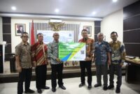 Caption :
BPJS Ketenagakerjaan dan Pemkab Garut Sinergi Lindungi Buruh Tani Tembakau melalui Dana DBHCHT, Jumat (24/1/2025).