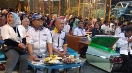 Caption :
PO Bus Suryaputra Anugerah, santuni Ratusan Anak Yatim, Kamis (23/01-205)