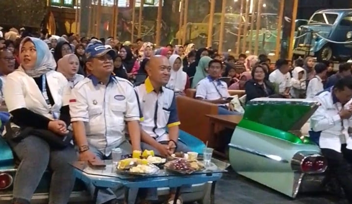 Milad ASPPERWI, Ratusan Anak Yatim Dapat Santunan Dari Bus Pariwisata SPA