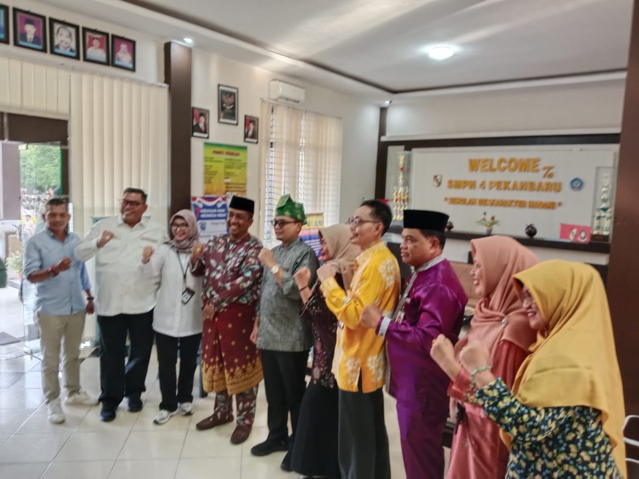 Mendikdasmen Abdul Muti Perkenalkan Program 7 Kebiasaan Anak Indonesia Hebat Di SMPN 4 Pekanbaru