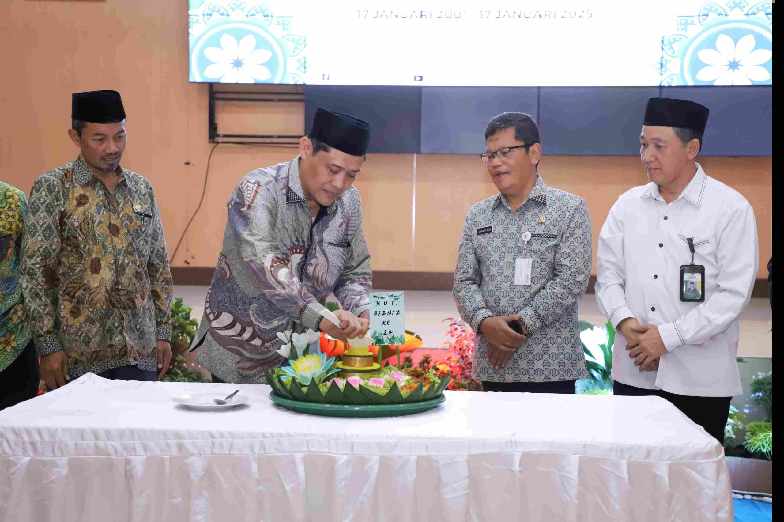 Tertinggi di Jawa Barat, Baznas Kabupaten Bekasi Himpun Zakat Rp 20 Miliar di Tahun 2024