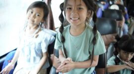 Caption :
Sejumlah anak siswa dari Olle Independent School mengikuti acara Jogja Fashion Parade 2025 di Atrium Rama Sleman City Hall 14-16 Februari 2025, dengan Menggunakan PO Bus Pariwisata Suryaputra (SPA). 