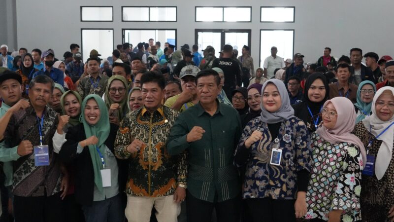 Caption :
BGN dan DPR RI Komisi IX sosialisasi MBG di Soreang Kabupaten Bandung, Jum'at (21/02-2025)