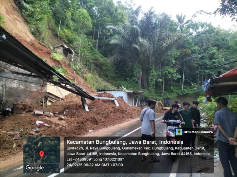 Caption :
Longsor di Garut Akibatkan Satu Orang Meninggal, Minggu (23/02-2025)