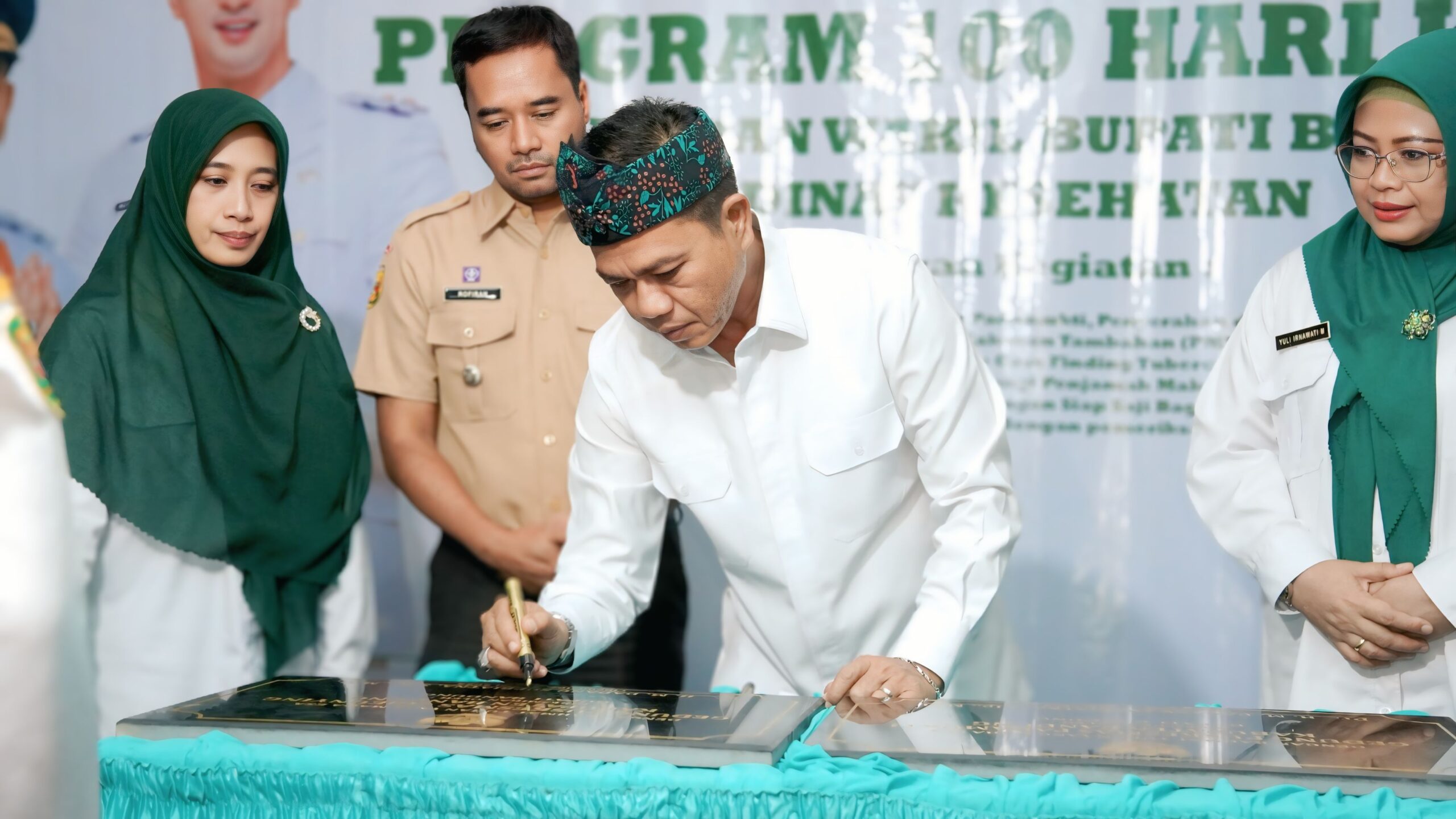 Program 100 Hari Kerja : Dekatkan Layanan Kesehatan, Kang DS Resmikan Dua Puskesmas Baru
