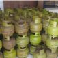 Caption :
Kelangkaan tabung LPG 3 Kg di wilayah Kabupaten Sumenep Madura Jawa Timur