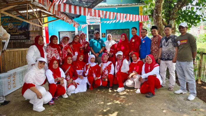 Ketua IKMT Hadiri HUT ke-80 RI, Sampaikan Rencana Pembangunan Masjid