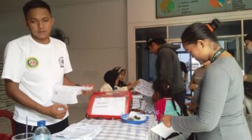 Penyaluran Bantuan Pangan Desa Singajaya Berjalan Tertib dan Lancar