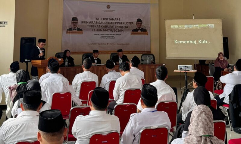 Kementerian Haji dan Umroh meggelar pelaksanaan Ujian Tahap I dalam kegiatan Petugas Penyelenggara Ibadah Haji (PPIH) 2025 di Kabupaten Sumedang kini resmi memasuki tahapan Computer Assisted Test (CAT) yang berlangsung di Aula Kemenhaj Kabupaten Bekasi.