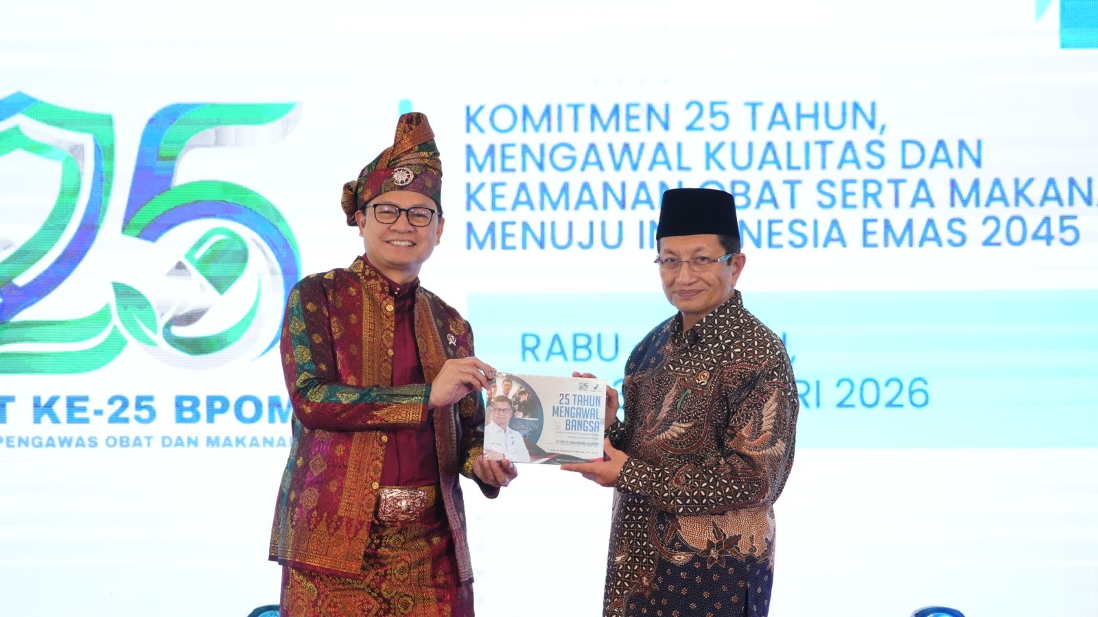 Menag Ingatkan Batas Akhir Produk Farmasi Wajib Sertifikasi Halal 17 Oktober 2026