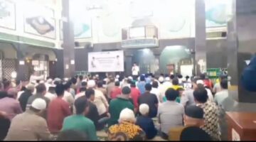 Wabup Bogor H. Jaro Lakukan Jum’at Keliling, Teguhkan Syukur dan Persatuan di Cileungsi