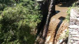 Karya Bakti Bersihkan Penyumbatan Kali Baru di Cibinong, Warga dan TNI Turun Tangan Cegah Banjir