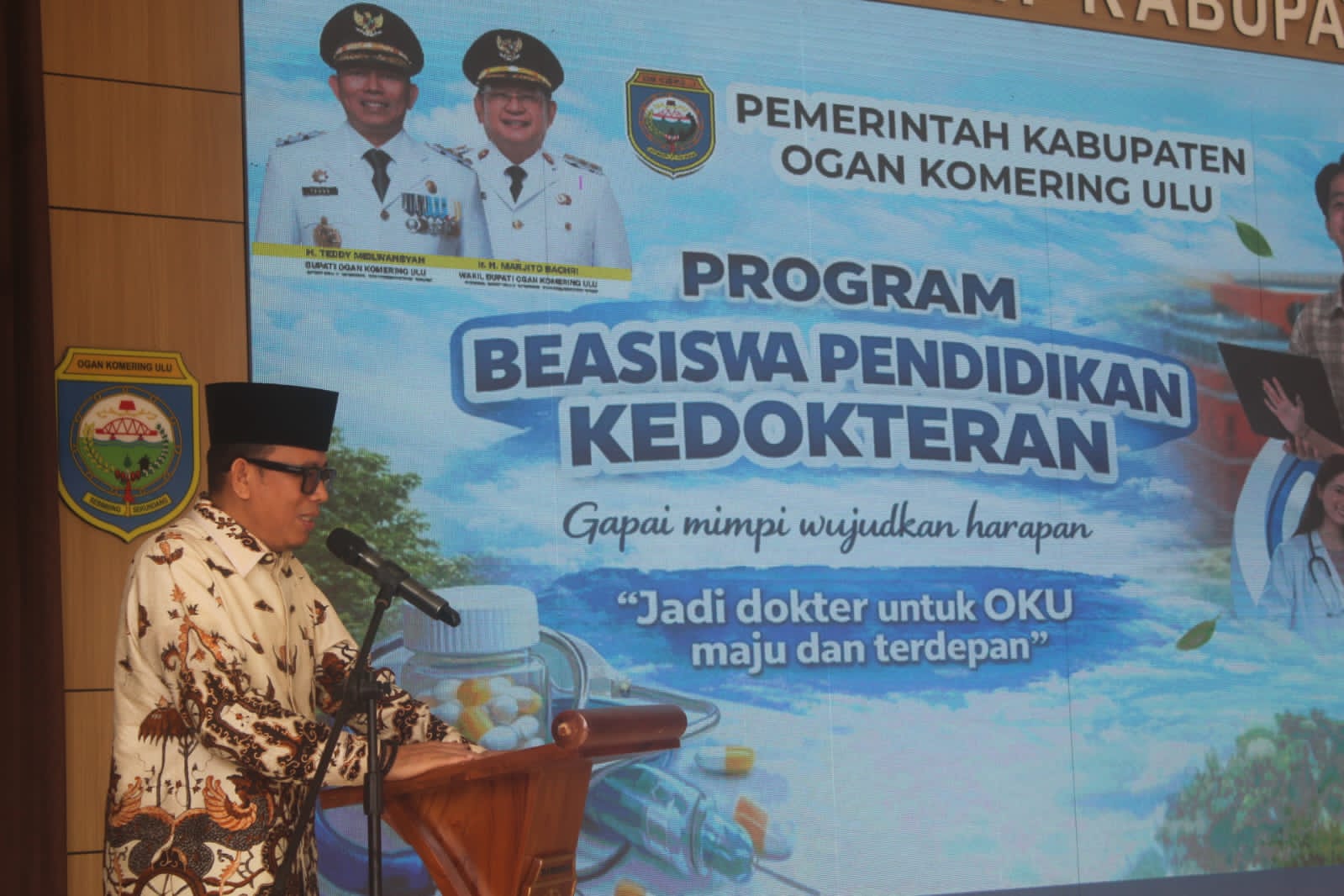 Dukung Program Nasional, Bupati OKU Luncurkan Beasiswa Kedokteran untuk Siswa Kurang Mampu