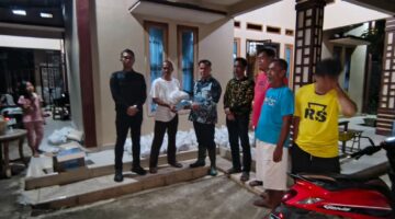 Gerak Cepat, Bupati OKU Salurkan Bantuan untuk Warga Terdampak Banjir