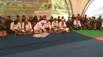 Ribuan Pegiat Budaya Sunda Gelar Riung Mungpulung di Kebun Raya Bogor, Perkuat Persatuan dan Identitas Kasundaan