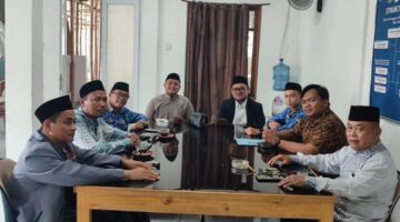 Jumsih dan Pengajian Rutin, Pemdes Karanggan–MUI Perkuat Sinergi Kebersihan dan Keagamaan