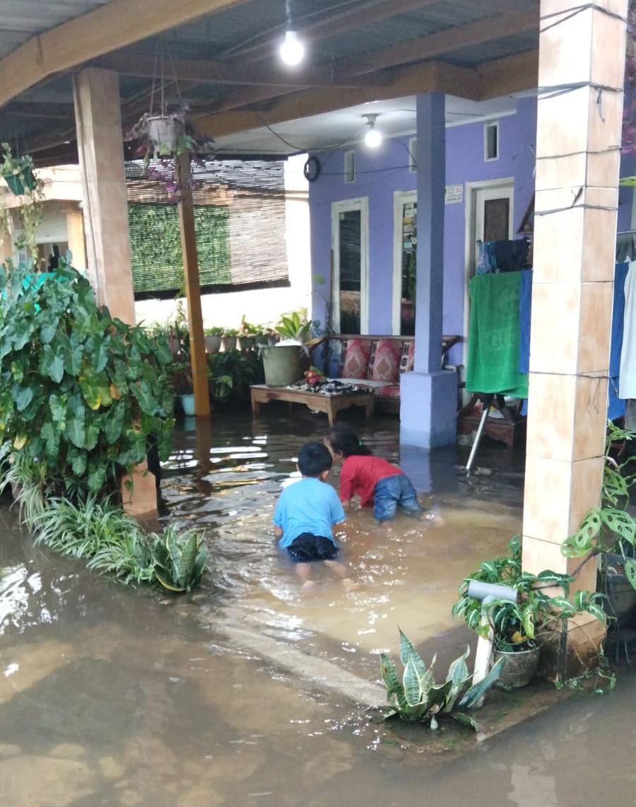Banjir di Setu Cikaret Kian Mengkhawatirkan, Warga Desak Rudy Susmanto Turun Tangan