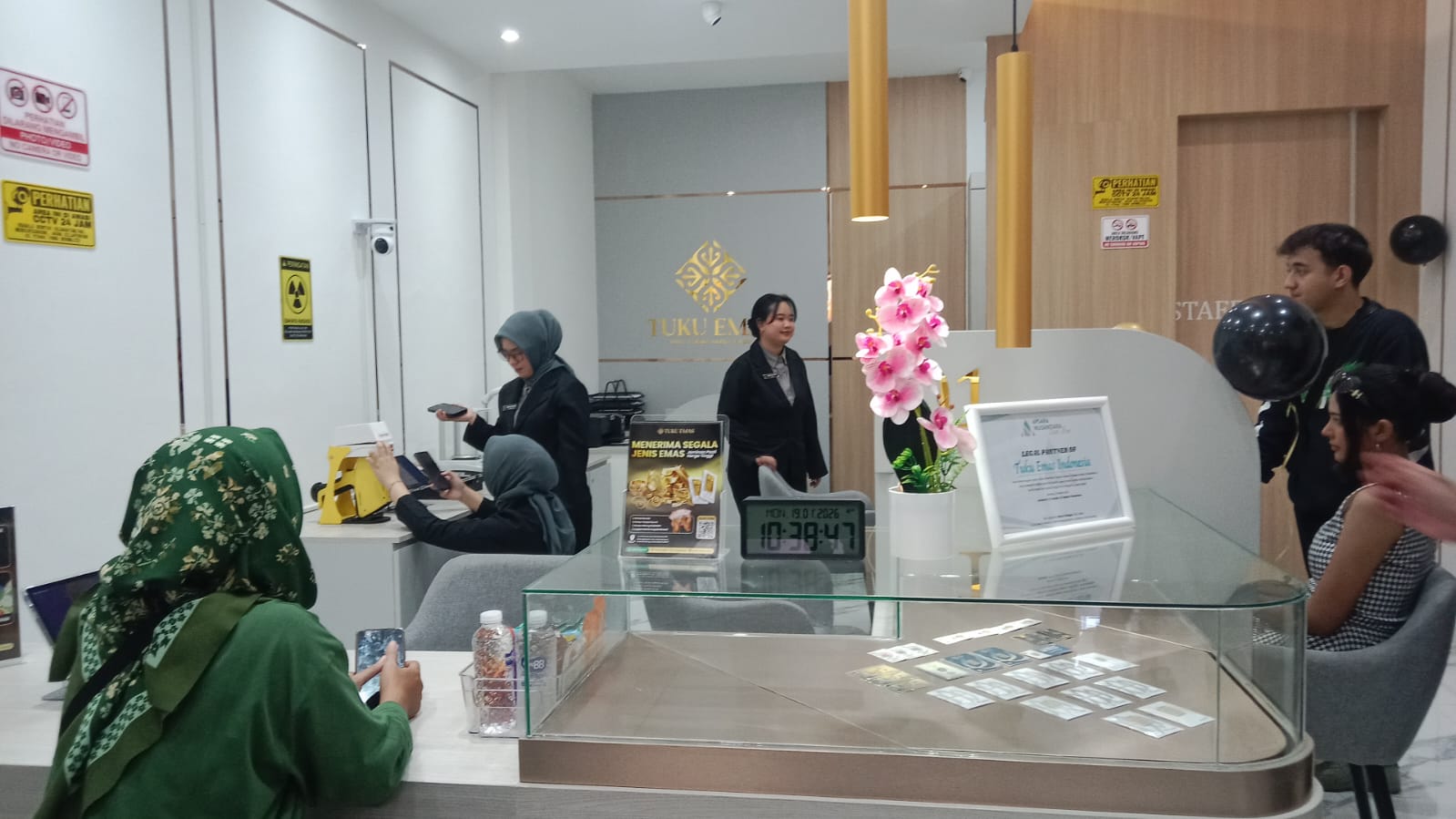 Praktik Terima Emas Tanpa Surat oleh Tuku Emas Disorot, Pengamat Ingatkan Kepatuhan Regulasi
