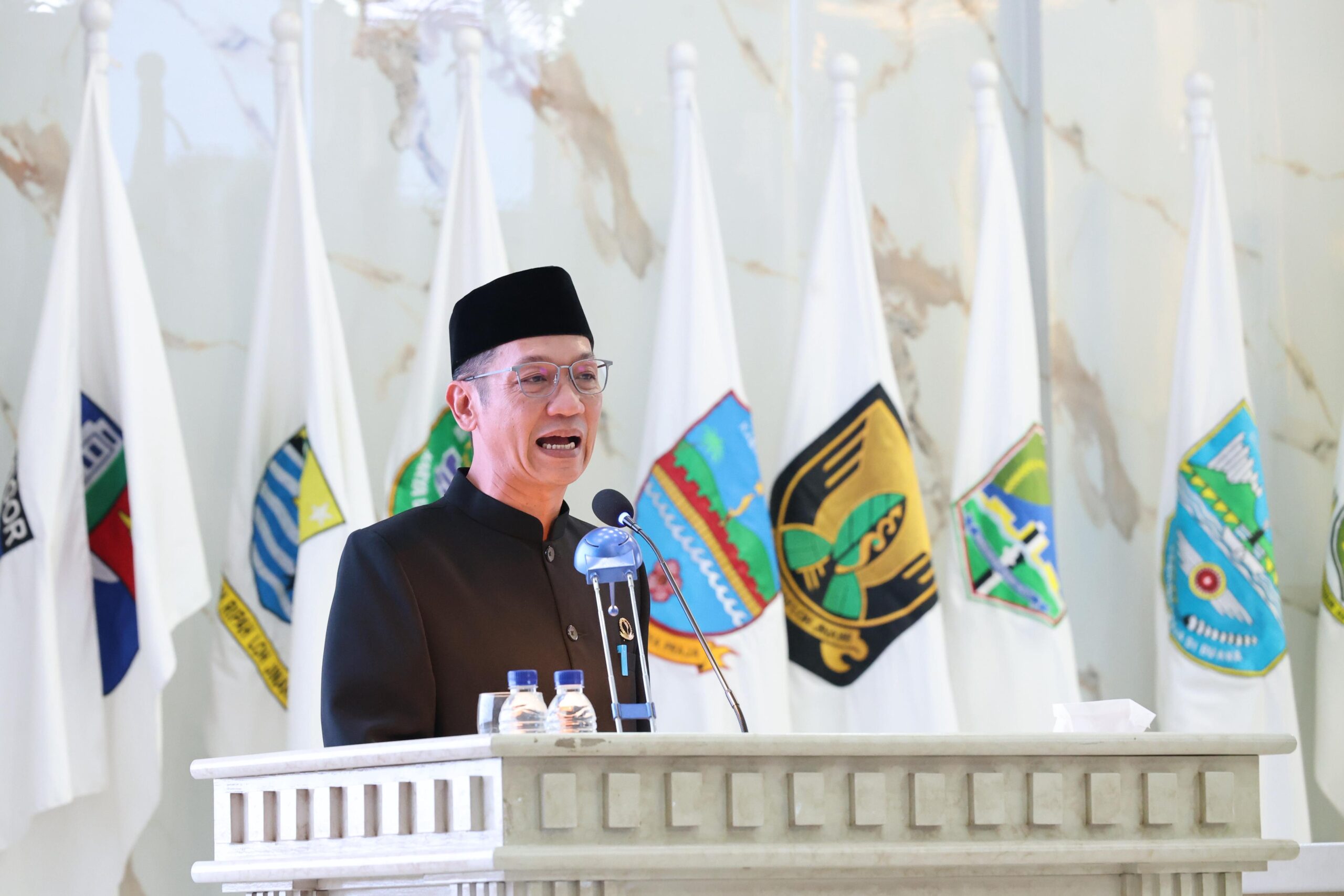 ‎83 Rekomendasi DPRD Jawa Barat atas LKPJ Gubernur Tahun Anggaran 2025 Disampaikan dalam Rapat Paripurna