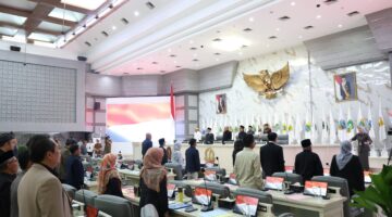 Rapat Paripurna Penyampaian Rekomendasi DPRD Jawa Barat atas LKPJ Gubernur Tahun Anggaran 2025