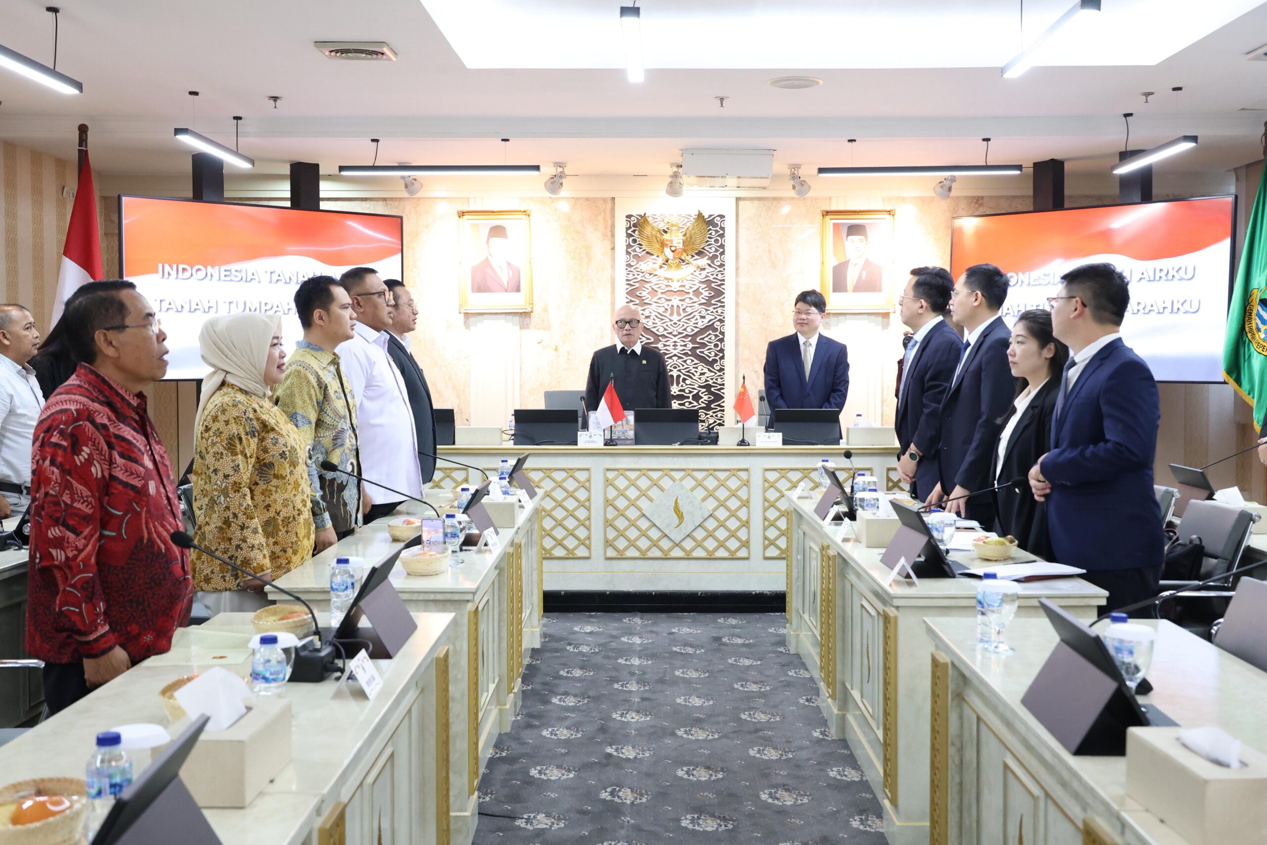 Pengawasan Anggaran hingga Peluang Kerja Sama Dibahas Dalam Pertemuan DPRD Jawa Barat dengan Kongres Republik Rakyat Tiongkok