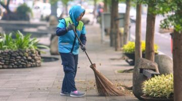 345 Petugas Kebersihan Disiaagakan Pemkot Bandung untuk Kirab Mahkota Binokasih