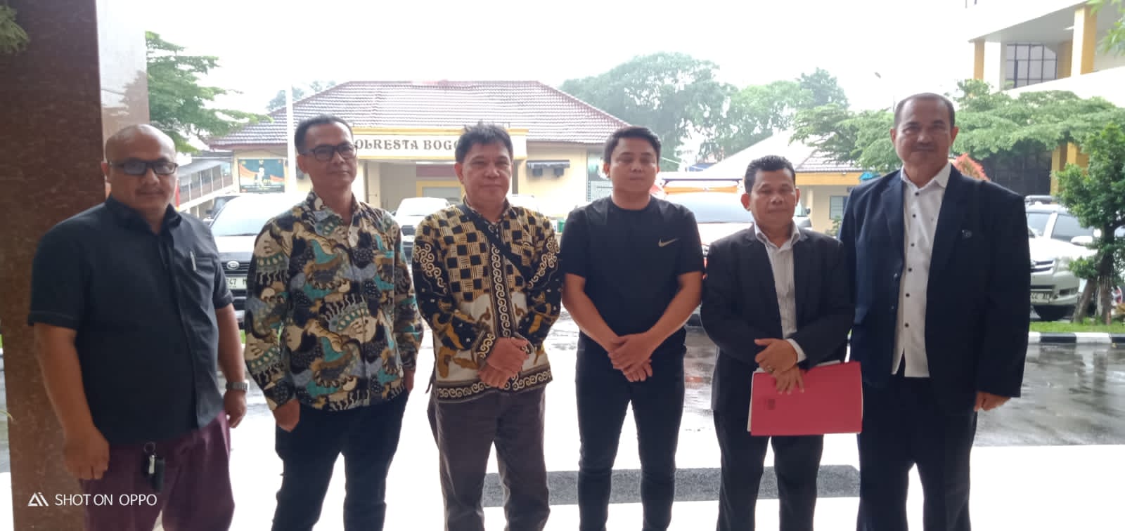 Pengendara Nmax Laporkan Pengemudi Mobil ke Polresta Bogor Kota atas Dugaan Pencemaran Nama Baik