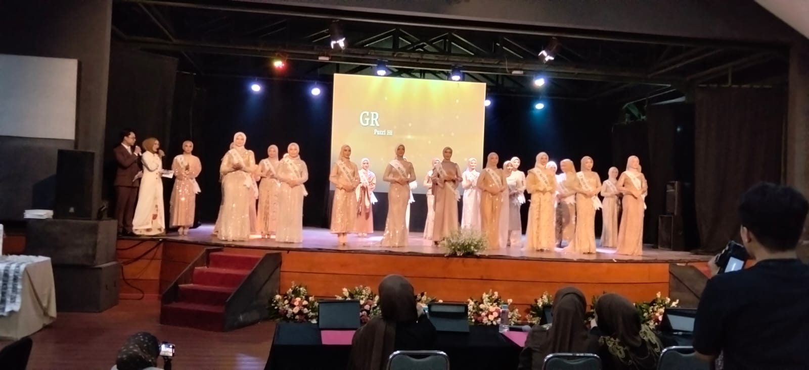 Meriah, Grand Final Putri Hijabfluencer Jawa Barat 2026 Tampilkan Generasi Muslimah Inspiratif