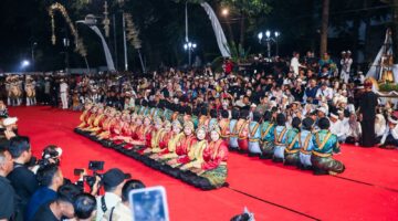 Ribuan Warga Padati Bandung, Kirab Milangkala Tatar Sunda Jadi Panggung Budaya Terbuka