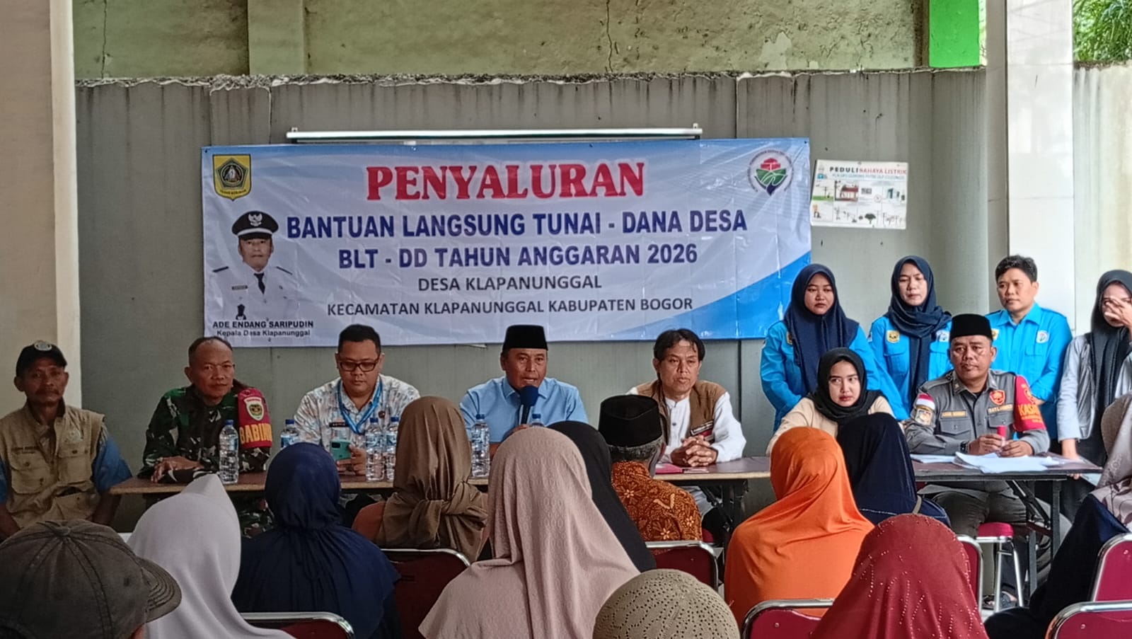 Pemdes Klapanunggal Salurkan BLT Dana Desa 2026 untuk 46 KPM Lansia, Kades Ade Endang Saripudin Tegaskan Bantuan Harus Tepat Sasaran dan Transparan