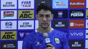 Barba Tegaskan Fokus Persib Jelang Laga Penentuan Lawan Persijap