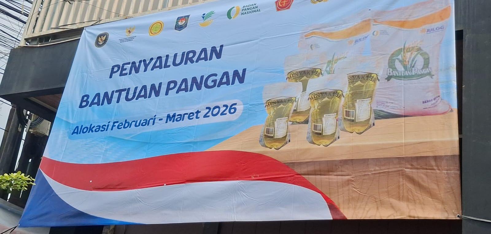 1.581 Warga Bojongnangka Terima Bantuan Pangan, Kades H. Amir Arsyad Pastikan Distribusi Tepat Sasaran dan Tertib