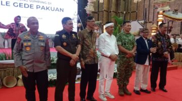 Wali Kota Cimahi Ngatiyana Hadiri Sertijab Kejati Jabar di Gedung Pakuan Bandung
