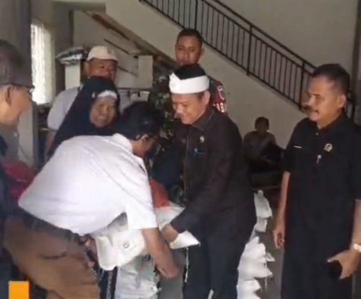 1.468 Keluarga di Ciangsana Terima Bantuan Pangan, Pemdes Pastikan Penyaluran Tepat Sasaran