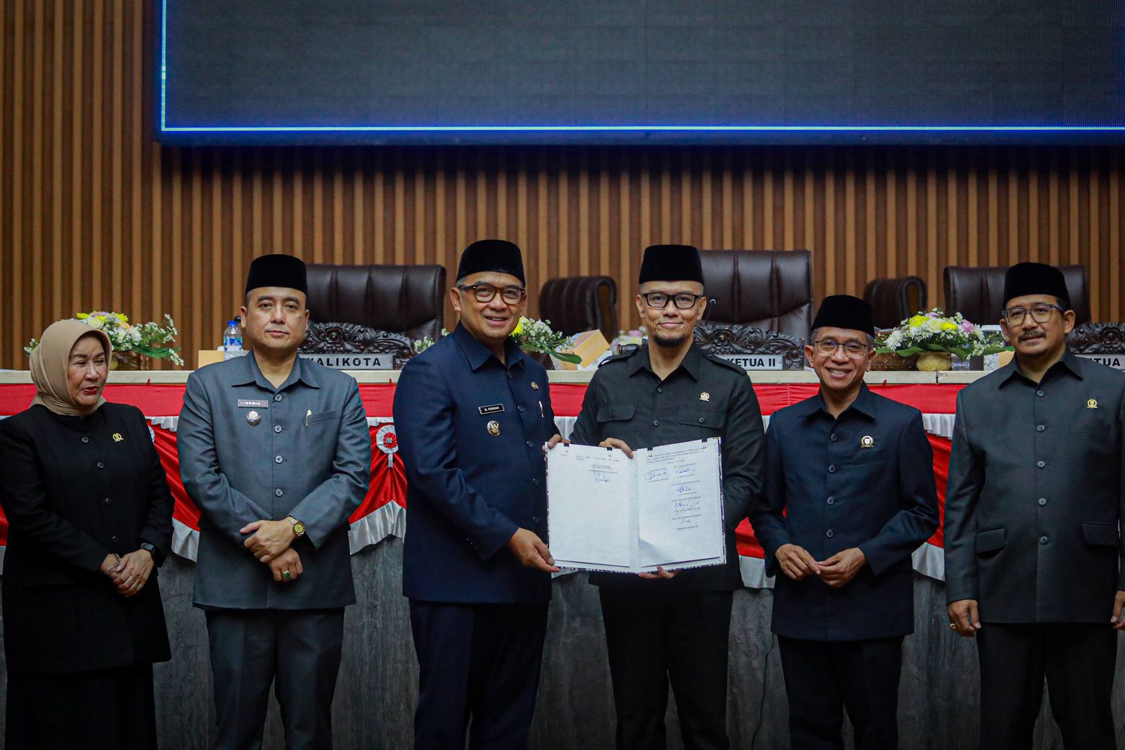Pemkot Bandung dan DPRD Sahkan Dua Perda Strategis untuk Perkuat Ketertiban dan Perlindungan Masyarakat