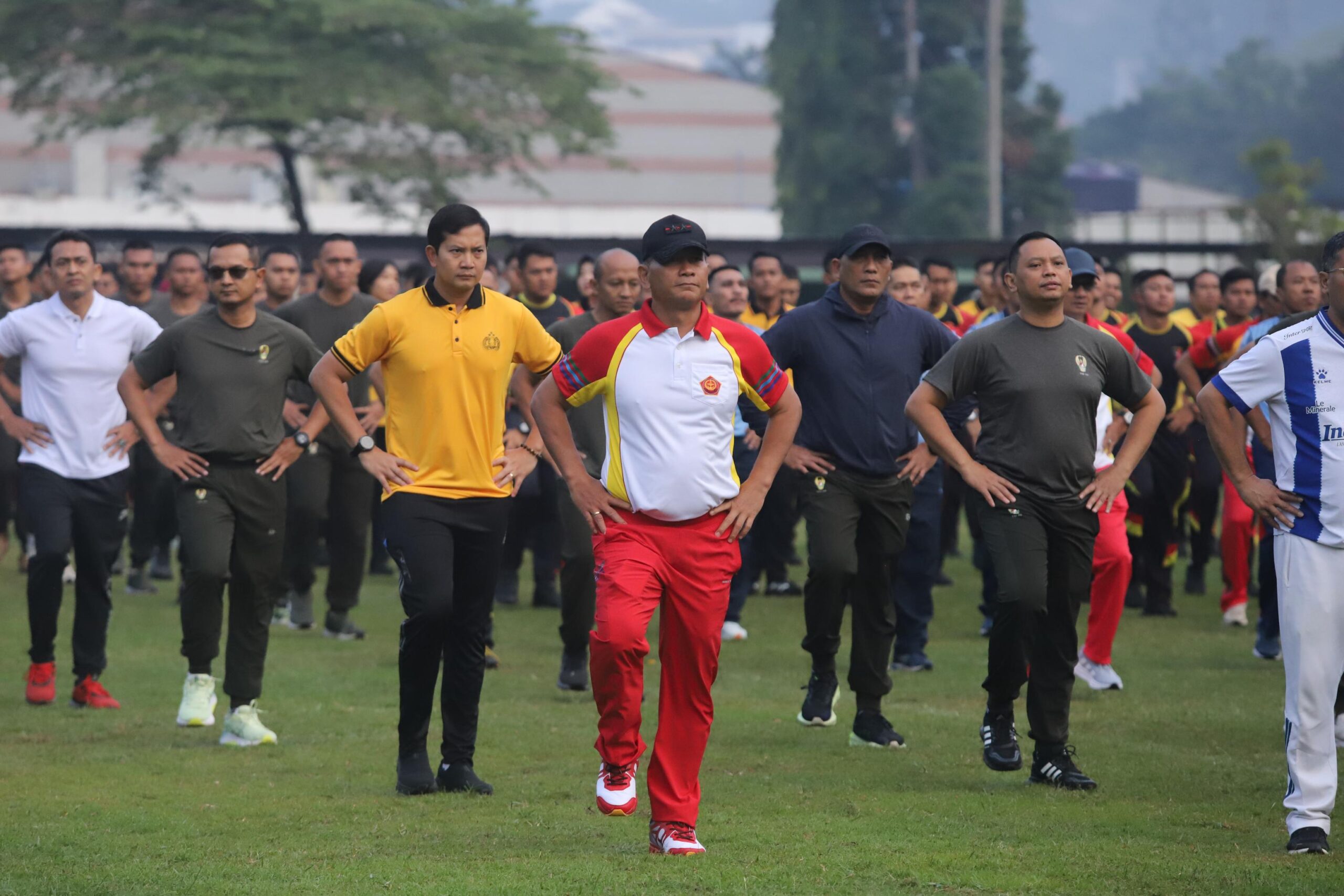 Olahraga Bersama TNI-Polri dan Forkopimda Perkuat Sinergitas di Wilayah Kogartap II/Bandung.