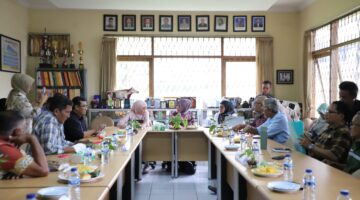 Komisi II DPRD Jabar Dorong Peningkatan Kualitas Susu Murni dan Pengembangan Sapi Perah di Cikole