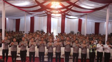 Beri Arahan di Polres Majalengka, Kapolda Jabar Tekankan Soliditas Personel hingga Jaga Legitimasi Publik