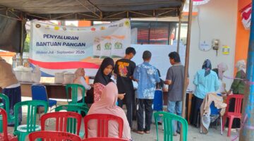 Bantuan Pangan Ciriung Tepat Sasaran,960 KPM Terima 30 Kg Beras