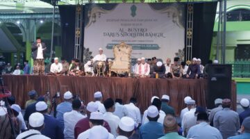 Kapolres Pasuruan Ajak Masyarakat Bijak Bermedia Sosial Dalam Majelis Subuhan Al-Busyro.